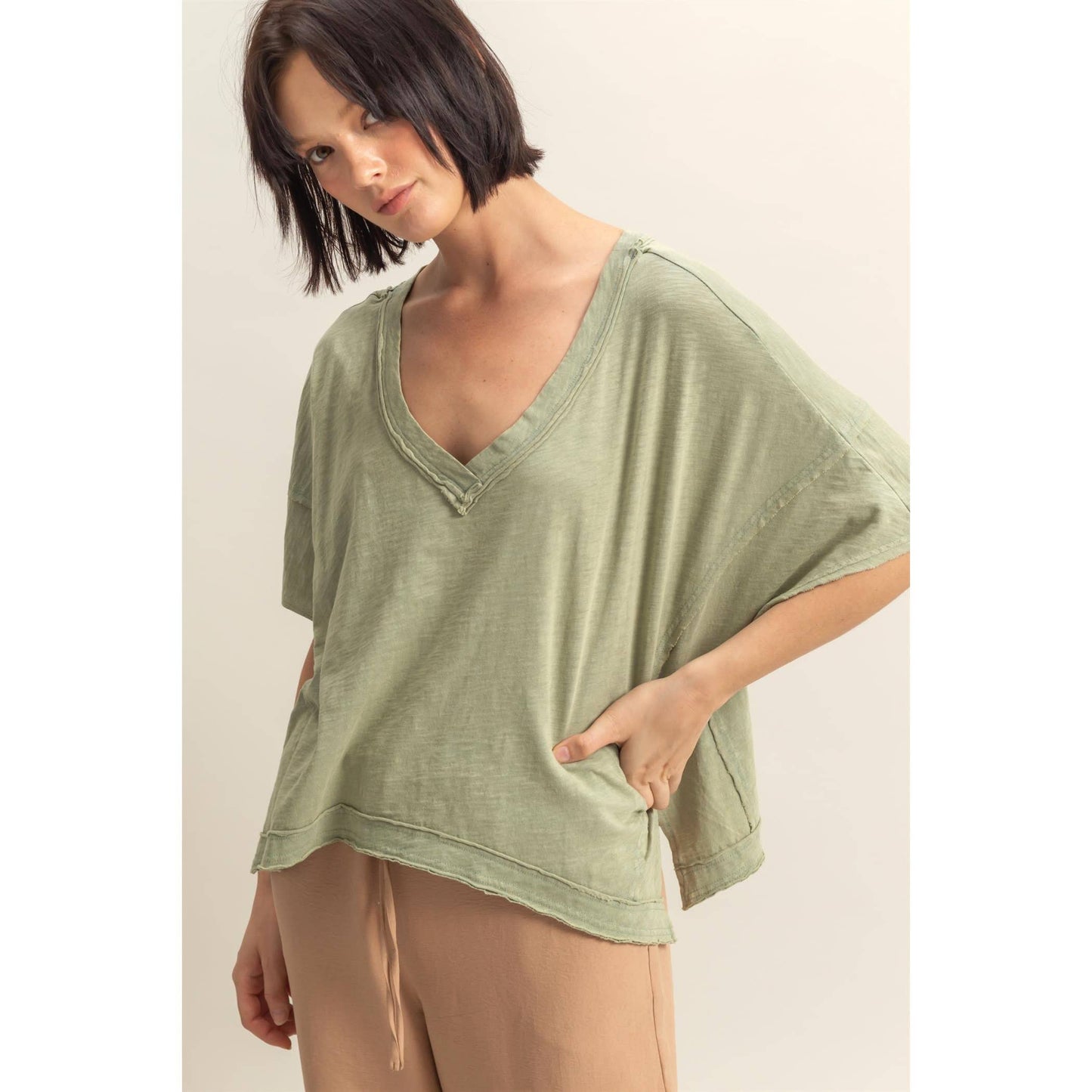 DARK TAUPE Raw Edge V Neck Oversized T Shirt