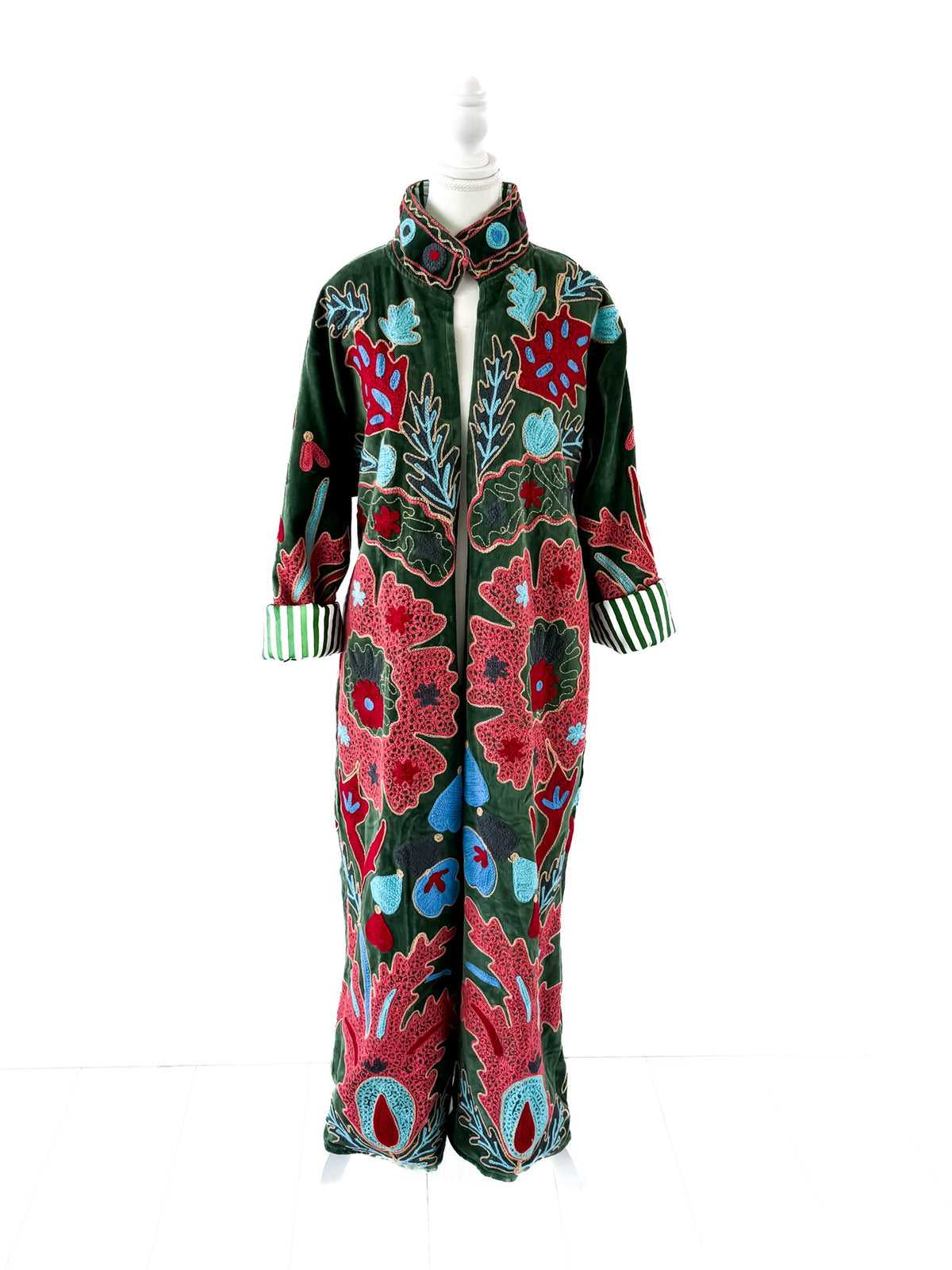 W&W Kalidescope Velvet Duster Suzhani