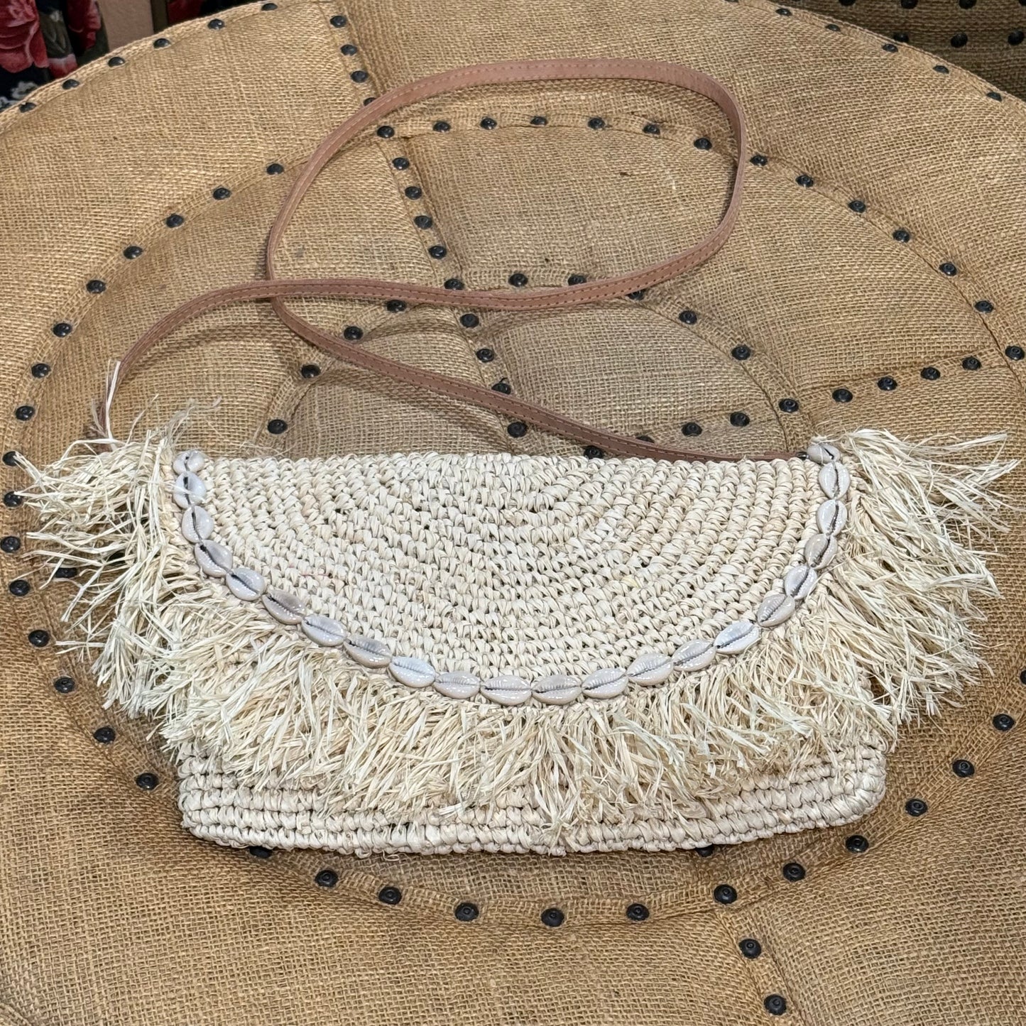 Natural Raffia Handbag w/Fringe & Shells