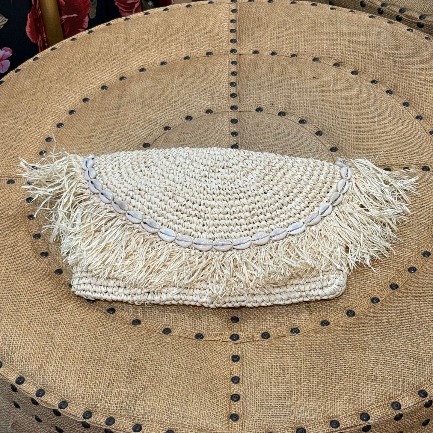 Natural Raffia Handbag w/Fringe & Shells