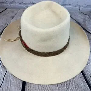 AKUBRA SNOWY RIVER Australian Cream Country Feather Hat, Pure Fur Felt