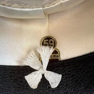 AKUBRA SNOWY RIVER Australian Cream Country Feather Hat, Pure Fur Felt
