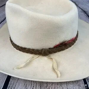 AKUBRA SNOWY RIVER Australian Cream Country Feather Hat, Pure Fur Felt