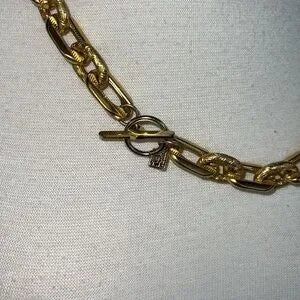 ANNE KLEIN Vintage Gold Tone Necklace, Signed, Lightweight, Toggle Closure