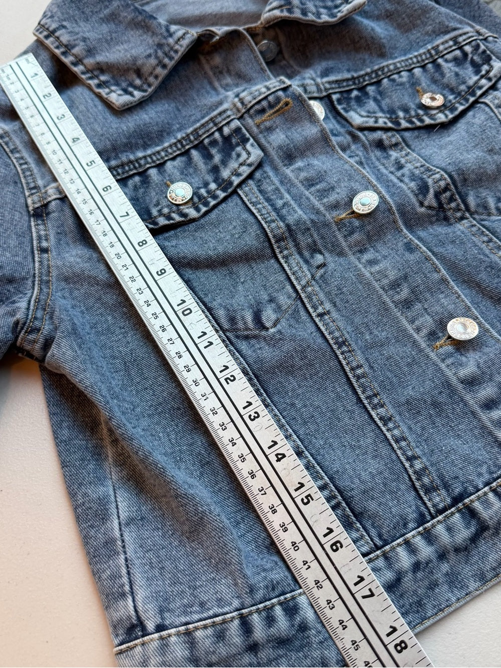Cropped Denim Short-Sleeve Jacket | Y2K Streetwear | Button-Front Jean Jacket