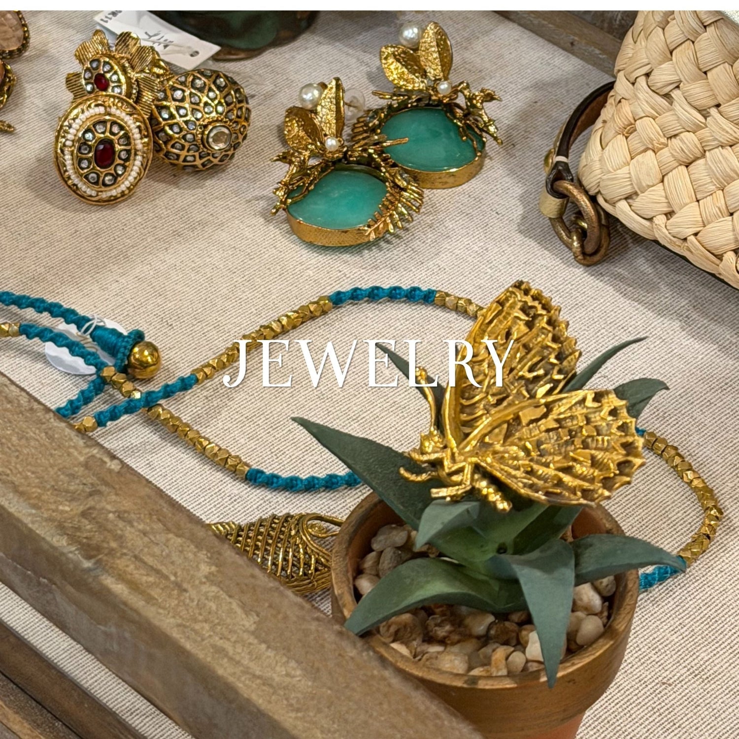 Jewelry & Accessories