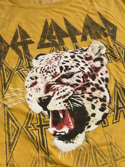 Def Leppard Gold Short Sleeve Cotton Tee M