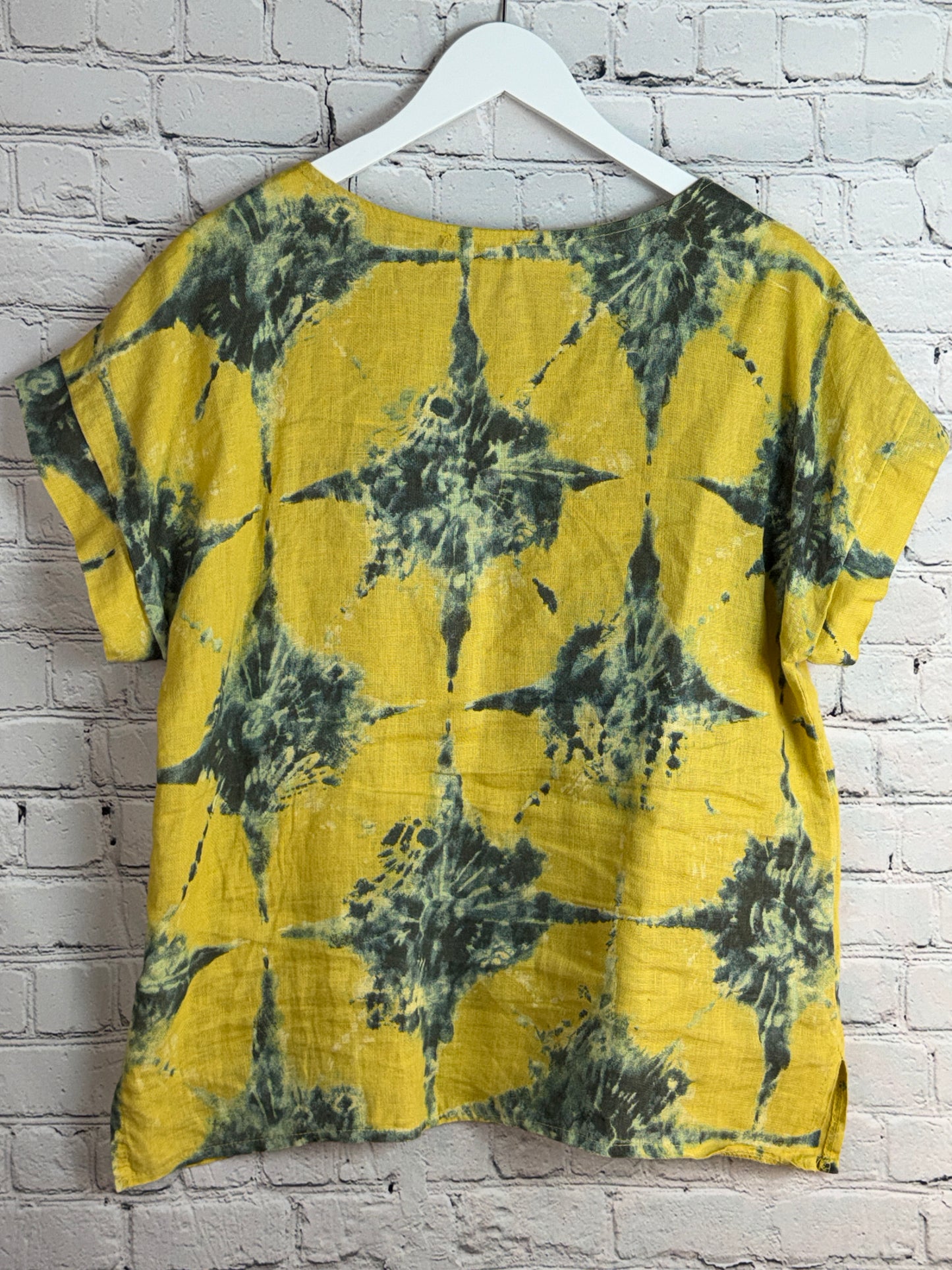 MADE IN ITALY Yellow & Green Linen Tie Dye Top