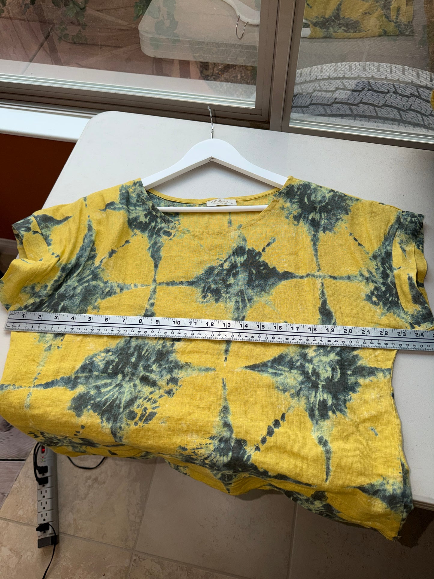 MADE IN ITALY Yellow & Green Linen Tie Dye Top