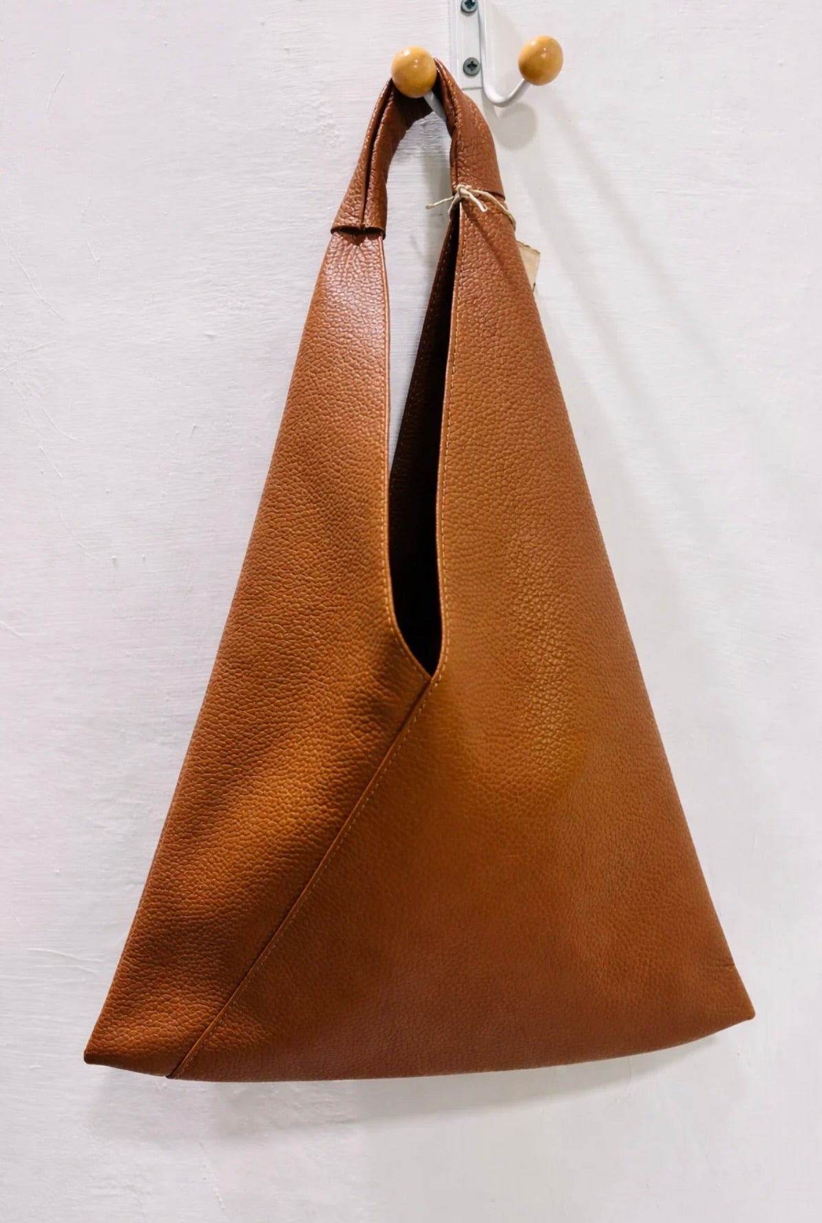 TOURANCE Amalfi V Shopper Tote in Cognac