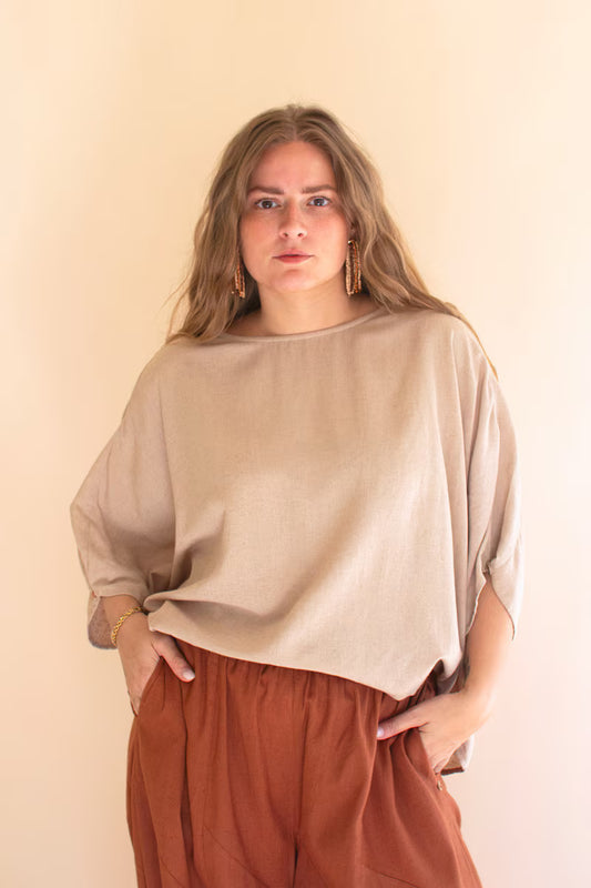 LA LOU Short-Sleeve Blouse with Button Detail on Sleeves / Oatmeal, OS