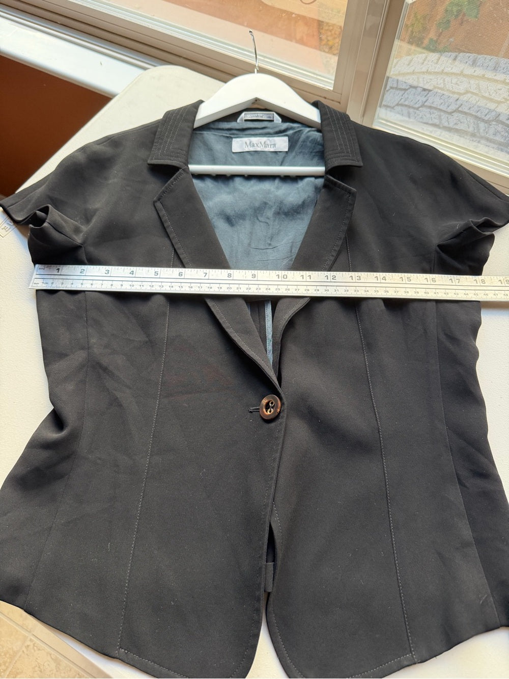 MAX MARA Black Short Sleeve Blazer Made in Italy Single Button