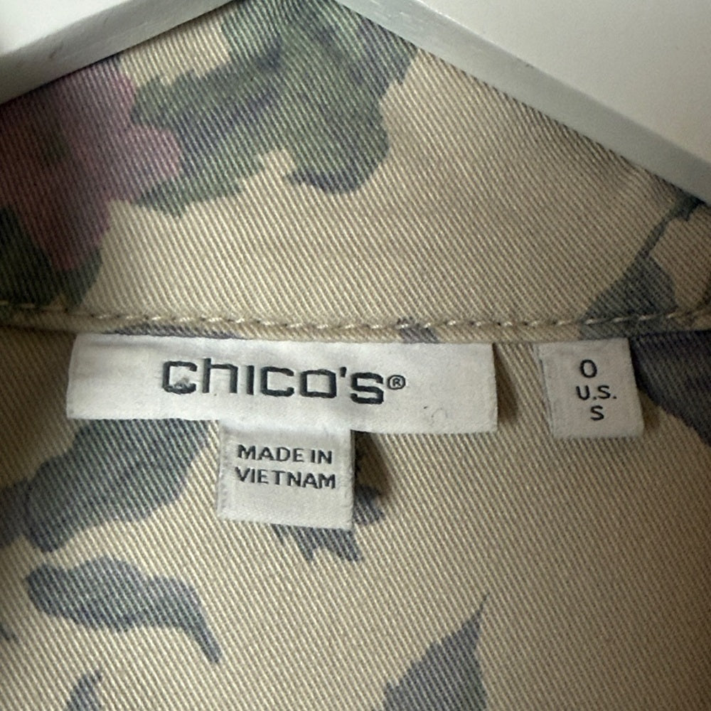 CHICO'S Floral Utility Jacket Gray Cream Button Front Size 0 (US Small)