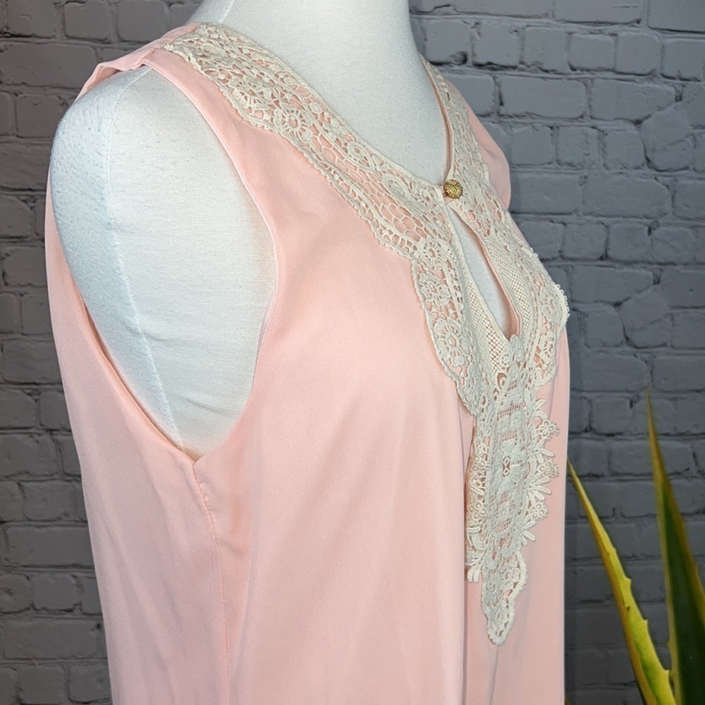 COACHELLA - ZOUK: Nightie Lingerie Soft Peach w/Crochet Neckline, Size L
