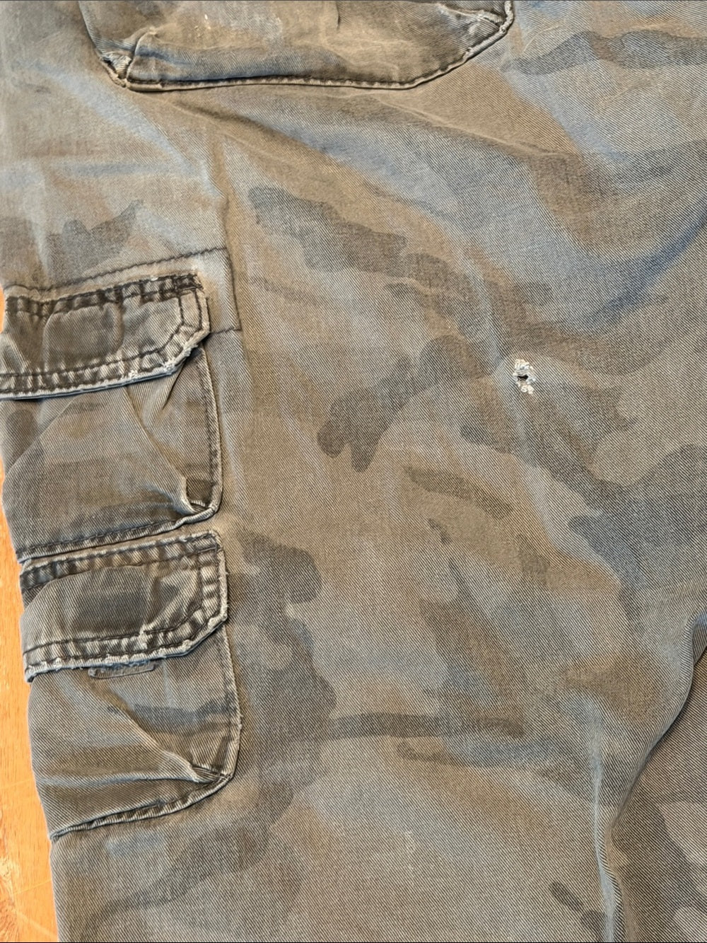 WRANGLER Camo Cargo Pants 40x32 Distressed Faded Military Utility Workwear