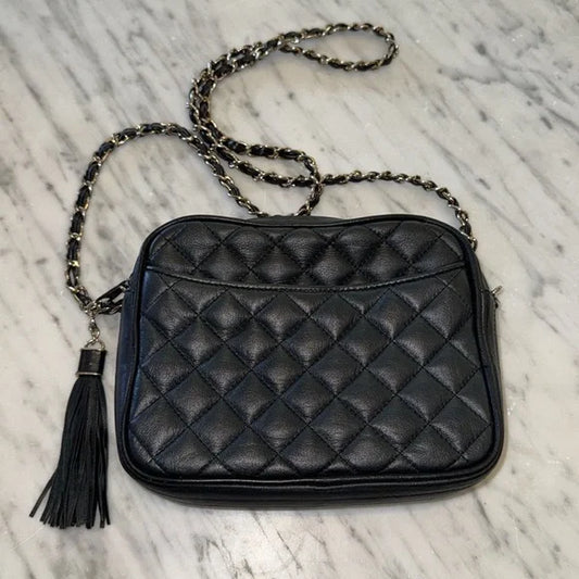 VANESSA Black Leather Quilted “Camera Bag” Vintage Crossbody w/Chain StrapTassel