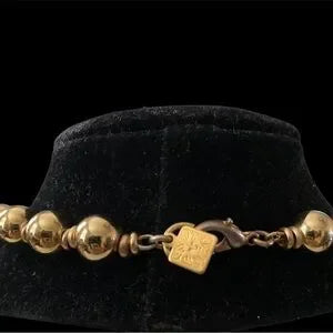 Anne Klein Beautiful Gold Tone Vintage Beaded Necklace