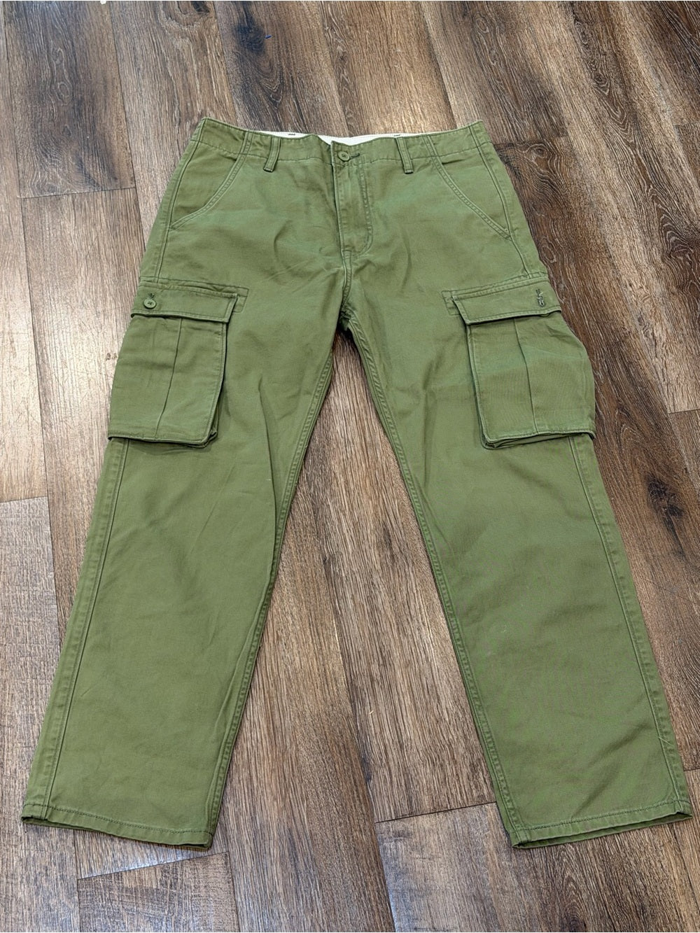 LEVI’S Men’s Cargo Pants Olive Green Straight Leg Workwear
