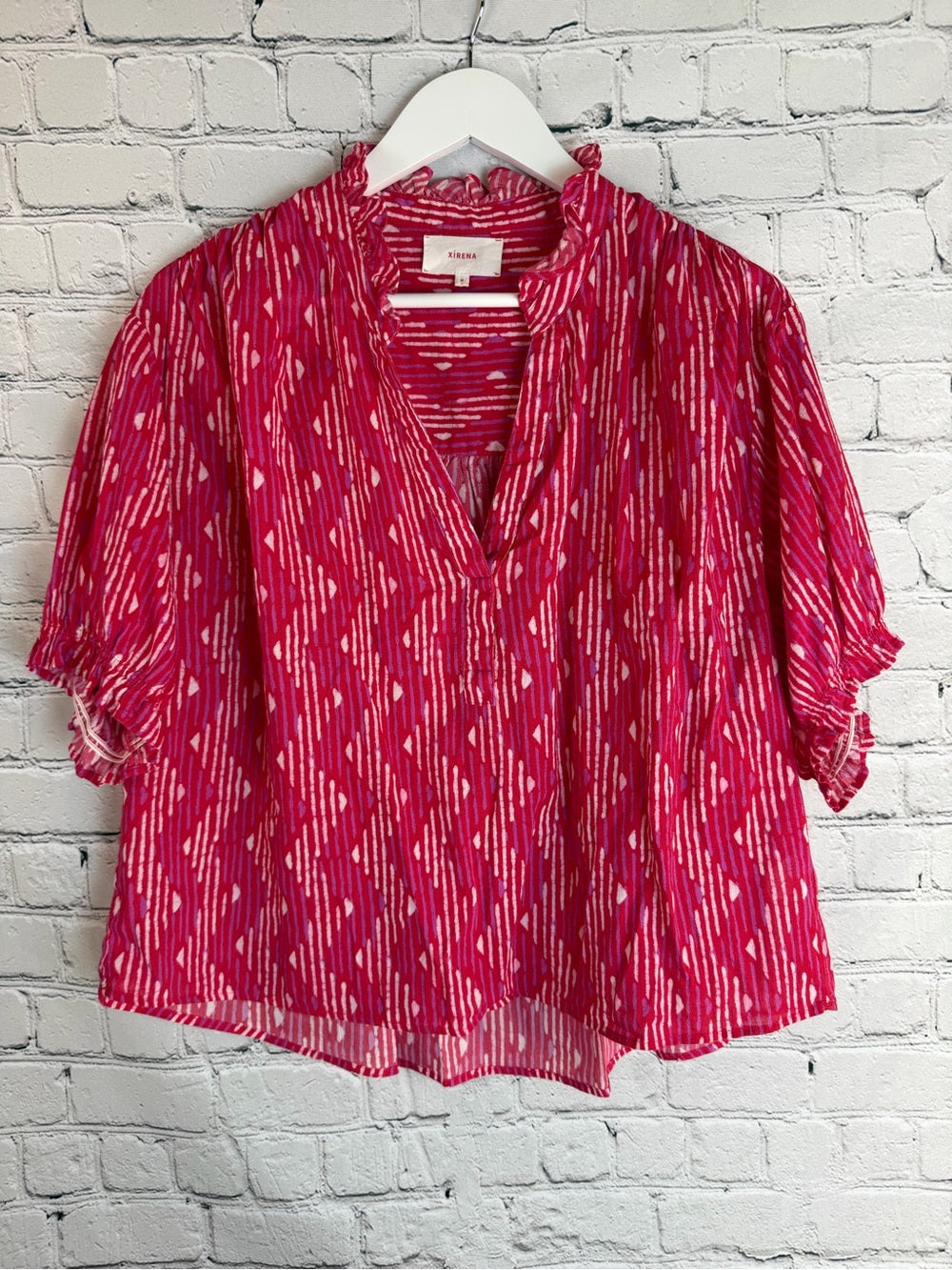 XIRENA Pink Red Aztec V Neck Cotton Blouse Balloon Sleeve M