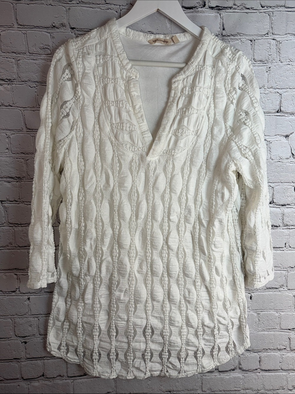 SOFT SURROUNDINGS White Textured Knit V-Neck Top L Lined Long Sleeve