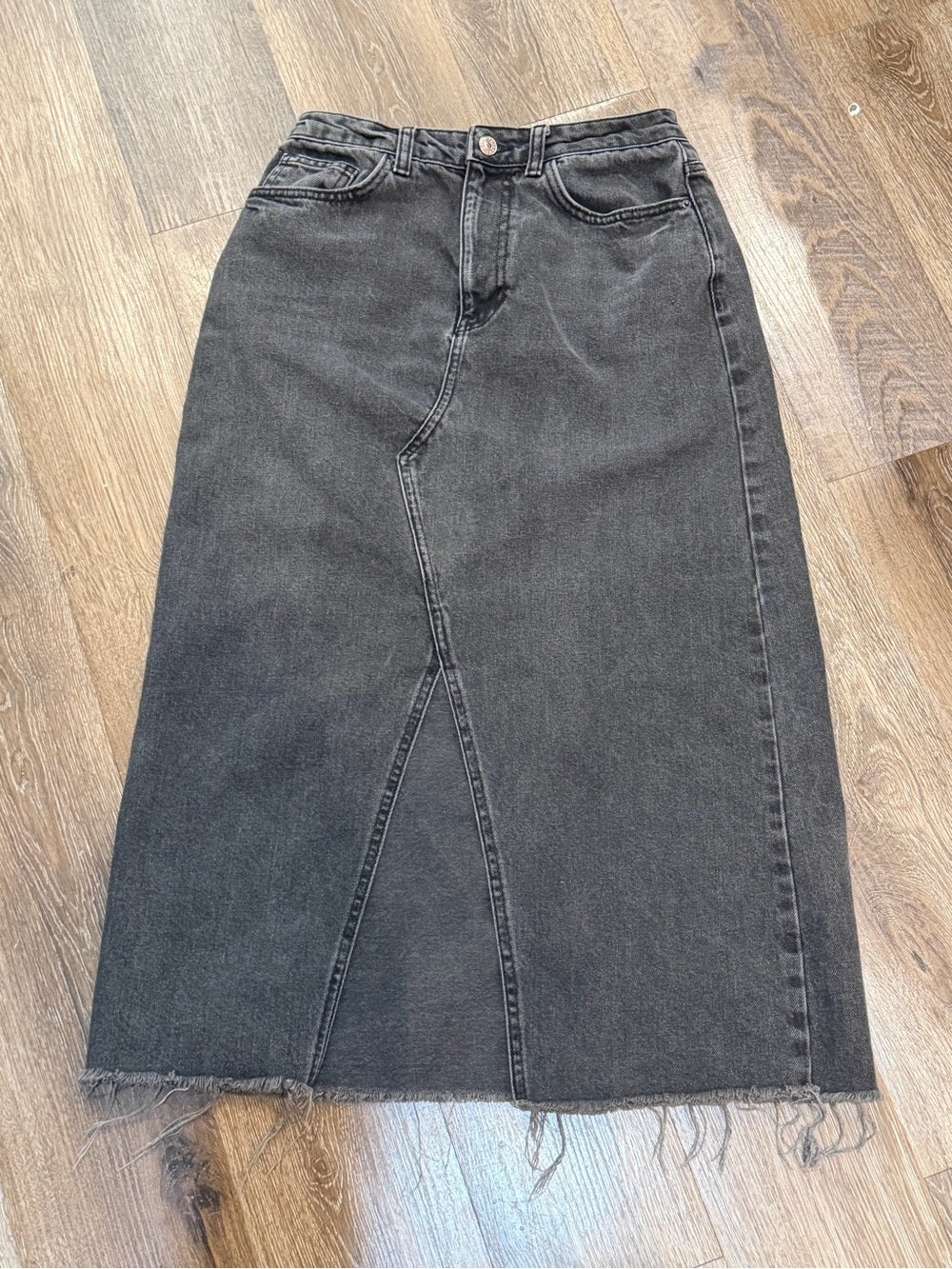 TOPSHOP MOTO Washed Black Denim Maxi Column Skirt High Rise Raw Hem 10
