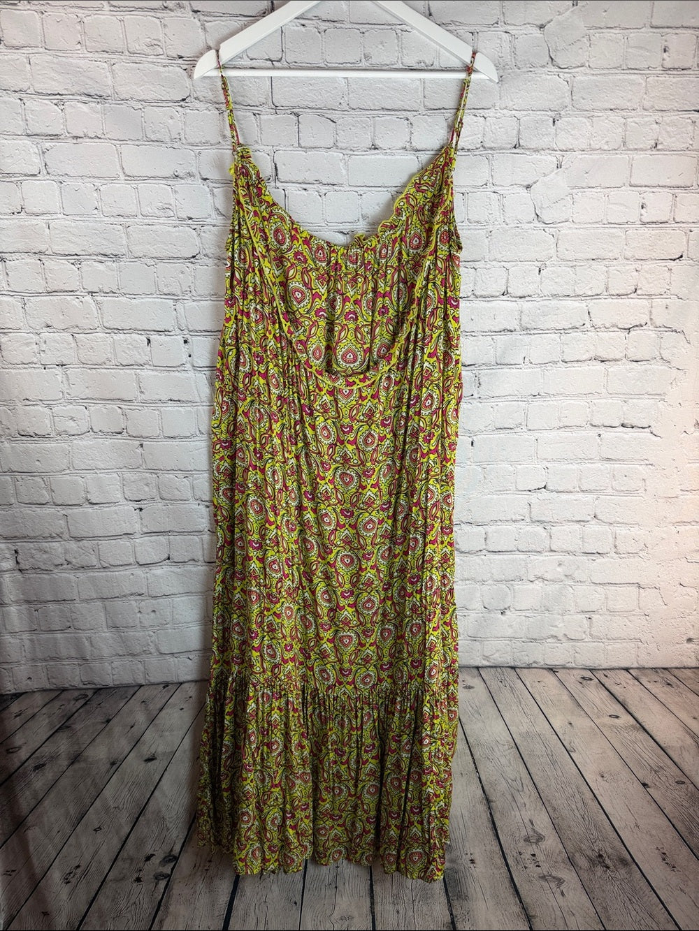 ANTHROPOLOGIE MALIKA Citron Raspberry Paisley Maxi Dress Low Back