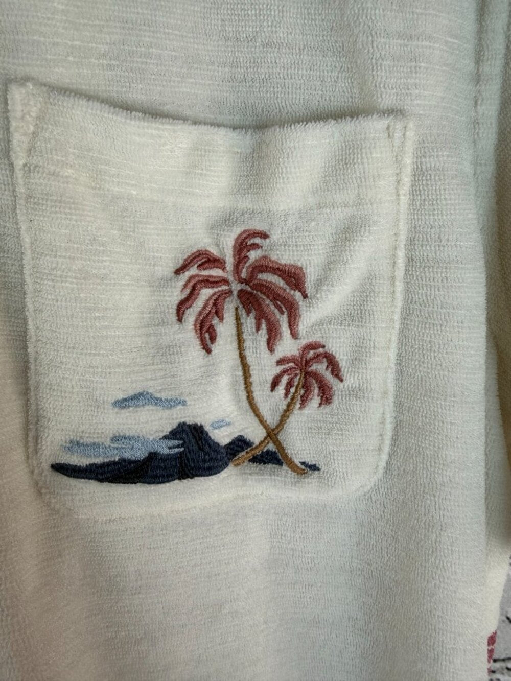 FAHERTY Scenic Volcanic Island Cabana Terry Shirt White Palm Pocket Size M
