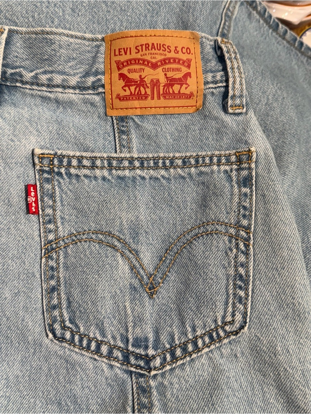 LEVI’S Fit & Flare Denim Skirt Light Blue A Line Paneled Size 27