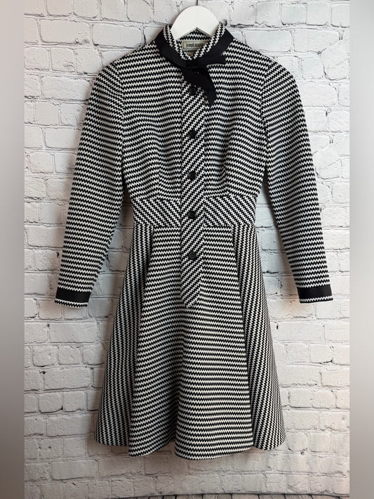 VINTAGE Jane Andre Classic Black and White Houndstooth Fit-and-Flare Dress XXS